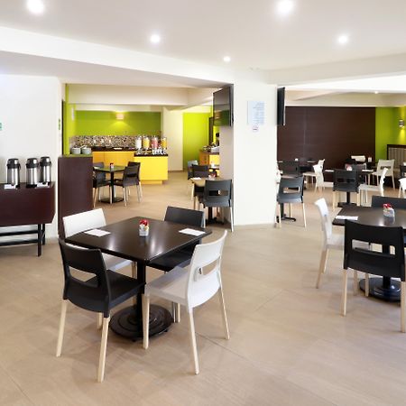 Holiday Inn Express Mexico Aeropuerto By Ihg Exterior photo