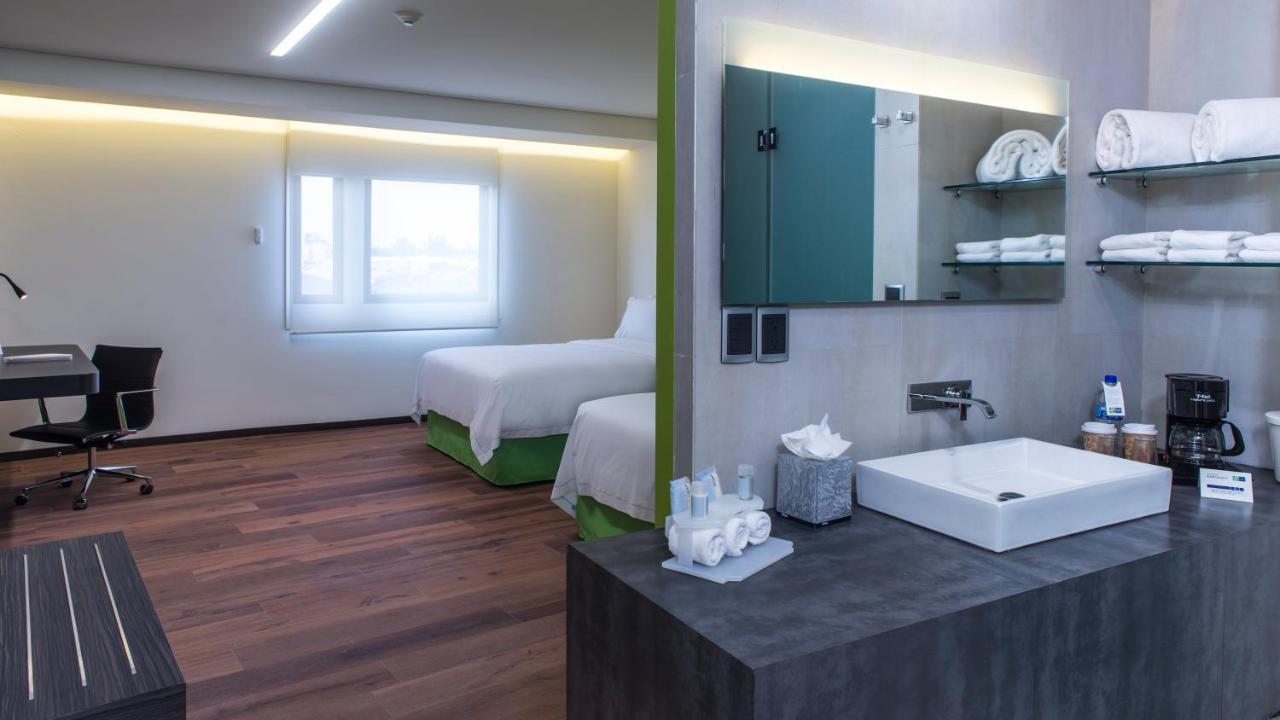 Holiday Inn Express Mexico Aeropuerto By Ihg Exterior photo