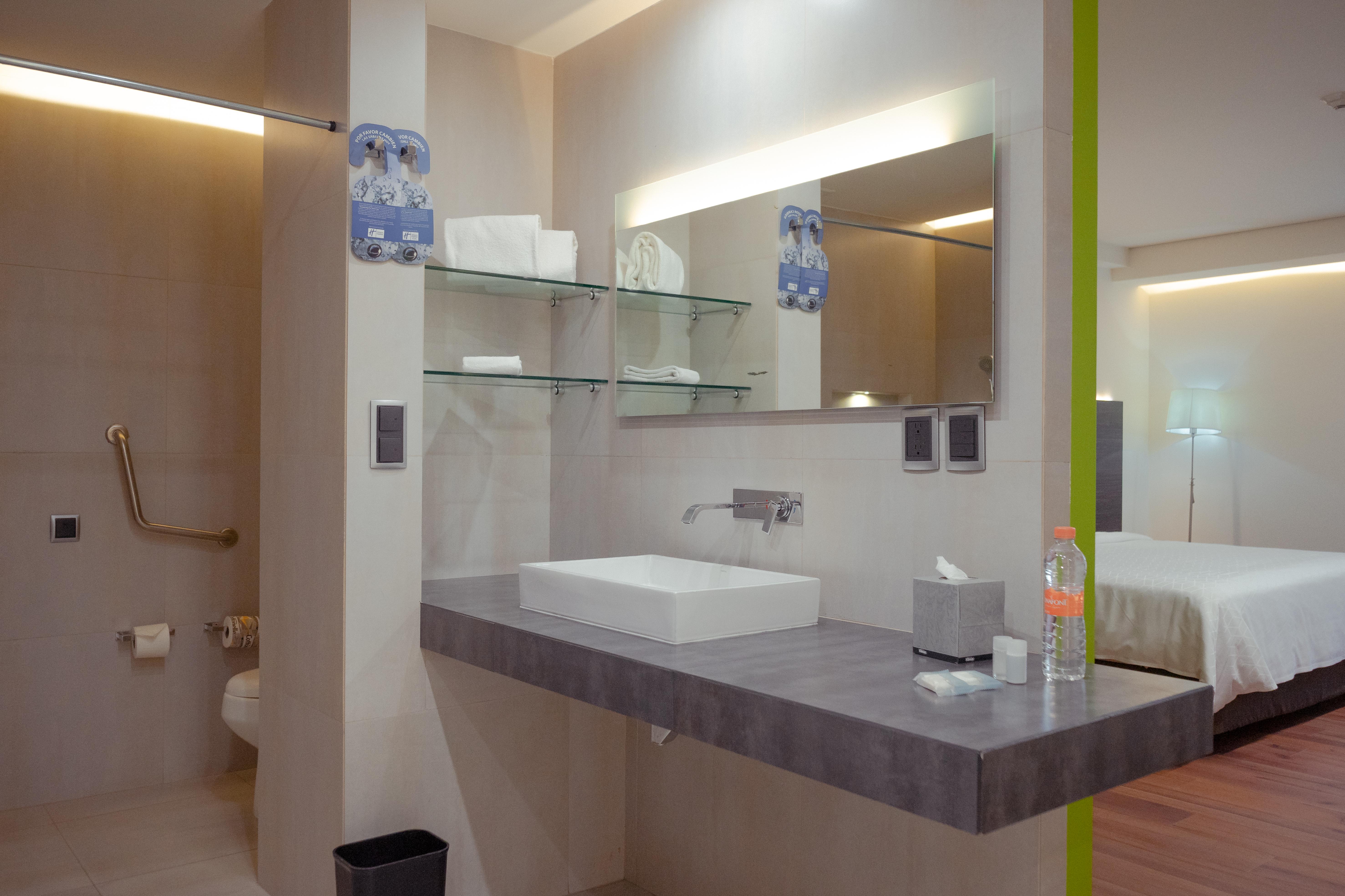 Holiday Inn Express Mexico Aeropuerto By Ihg Exterior photo