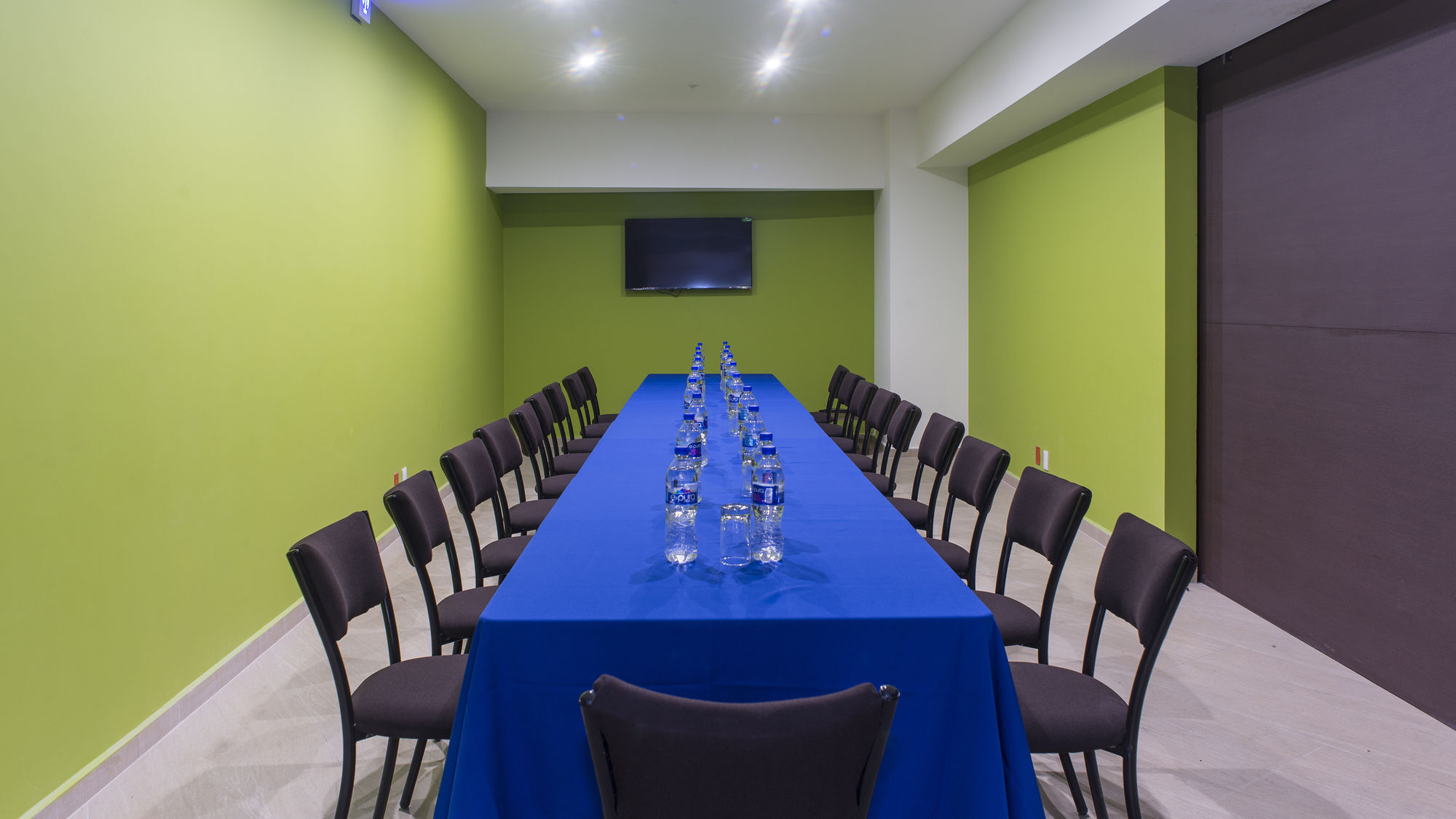 Holiday Inn Express Mexico Aeropuerto By Ihg Exterior photo