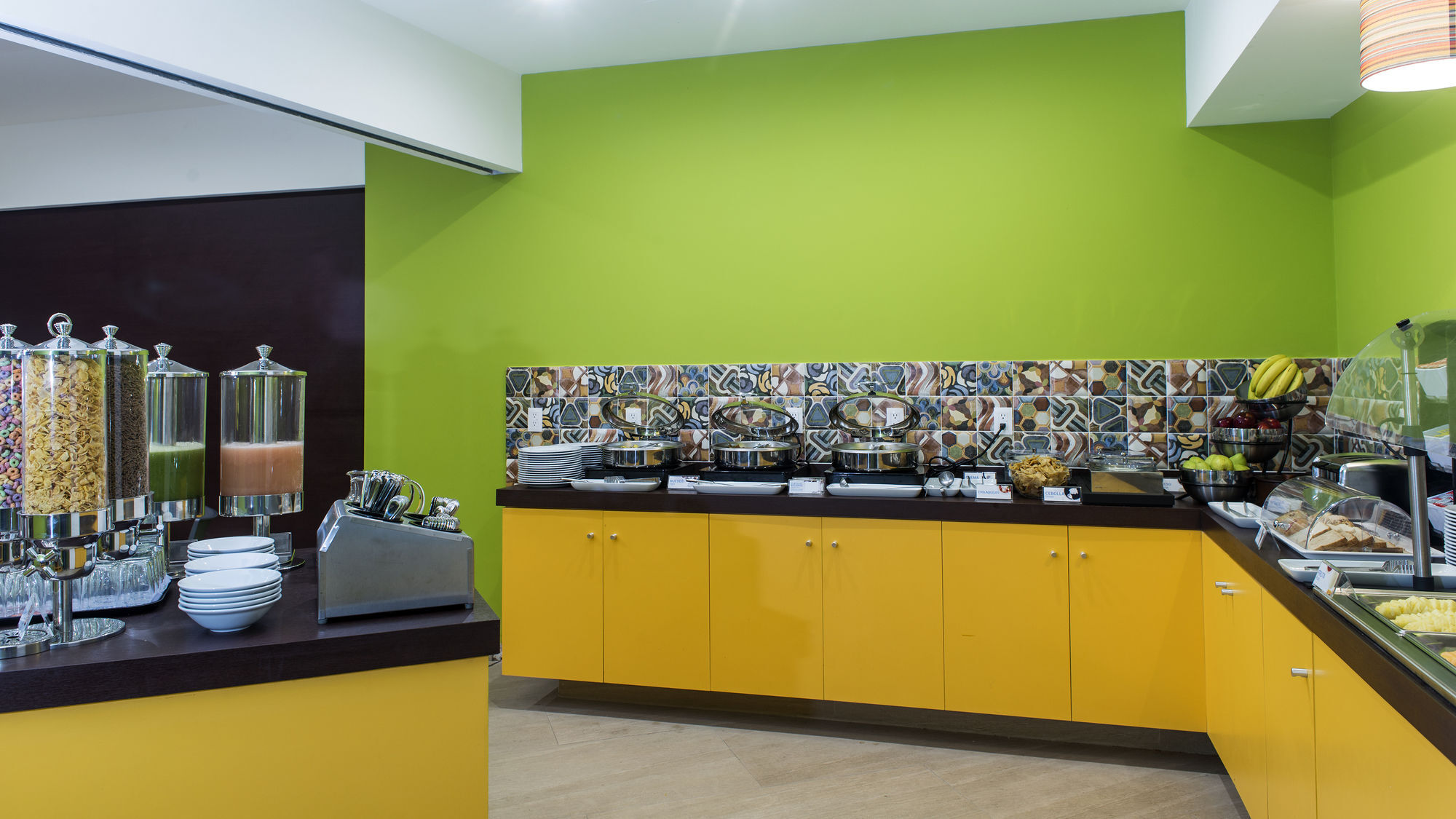 Holiday Inn Express Mexico Aeropuerto By Ihg Exterior photo