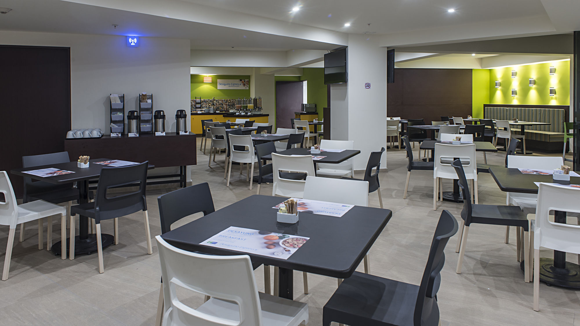 Holiday Inn Express Mexico Aeropuerto By Ihg Exterior photo